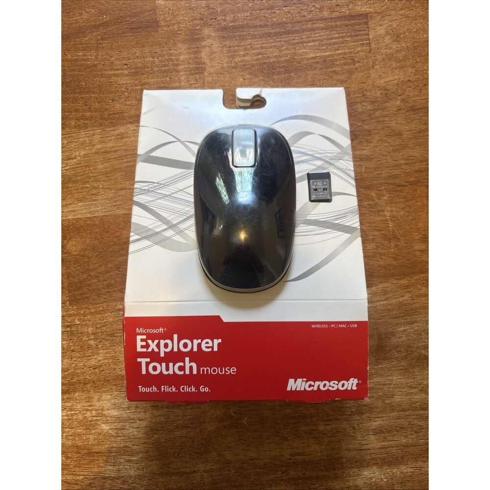 NEW Microsoft Explorer Touch Mouse Model 1490 USB Wireless Black 2011